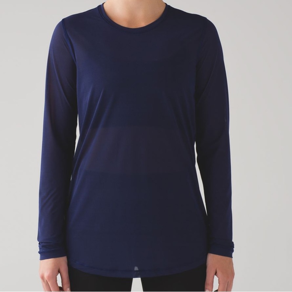 Lululemon fit physique long sleeve
